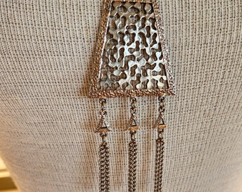 Vintage Dangling LISNER Necklace