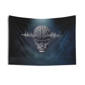 Puede incluir: Una ilustración en blanco y negro de un cerebro humano con una cara superpuesta. El cerebro está rodeado por una línea ondulada, que sugiere ondas cerebrales. El fondo es un degradado azul oscuro.