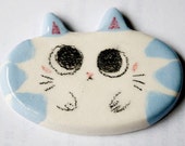Cat brooch 1 blue