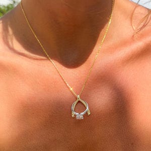 Wishbone Ring Holder Pendant Cable Necklace, Silver Ring Keeper Necklace, Engagement Custom Ring Keeper Pendant Necklace for Nurse Doctors