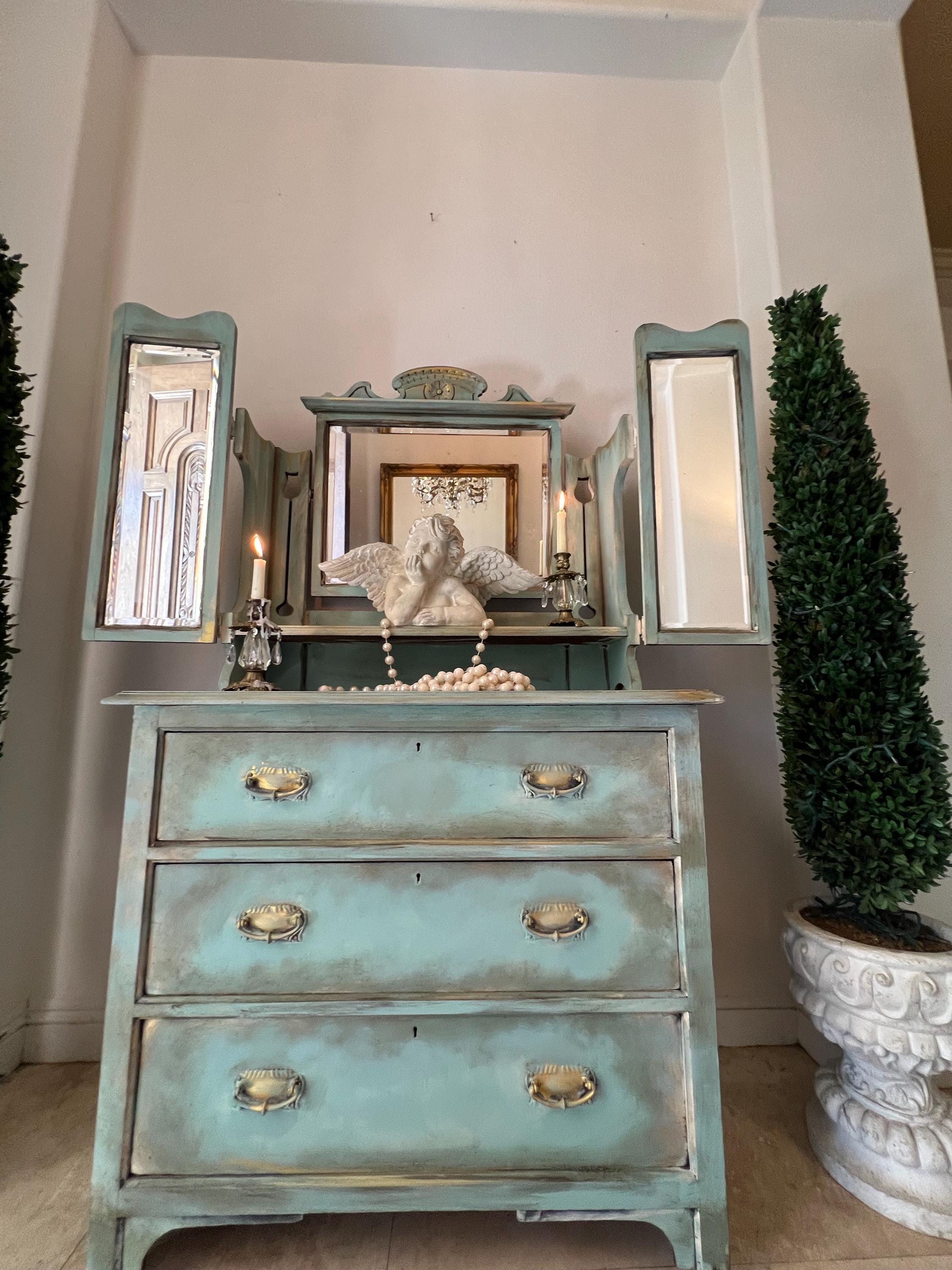 Beautiful Vintage Dresser - Etsy