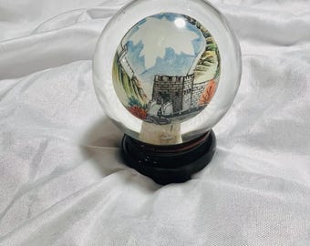 Vintage chinesische handgemalte Reverse Art innerhalb der Glaskugel