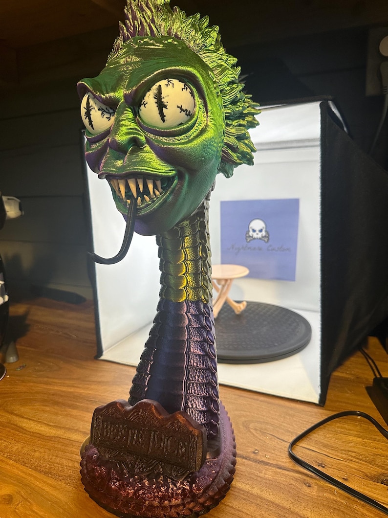 Beetlejuice Schlangenstatue mehrere Größen & anpassbar Etsy.de