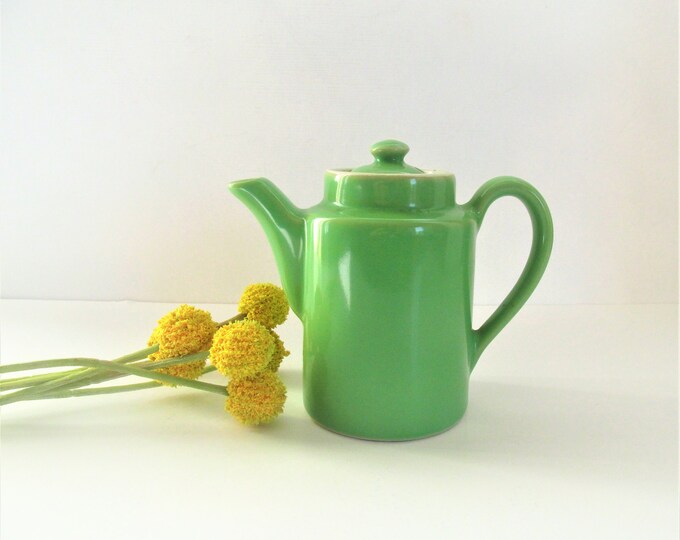 Vintage Hall Teapot, Green, Mid Century Beverage Server Tea Pot, Individual Tea Pot, Hall