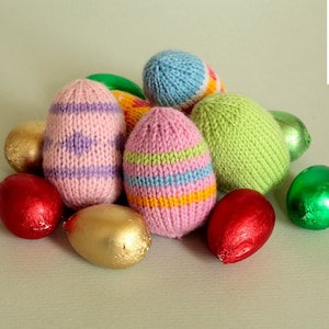 Easter Eggs - knitting pattern for beginner and intermediate level knitters, pdf