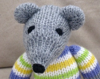 Mr. Mouse - pdf knitting pattern