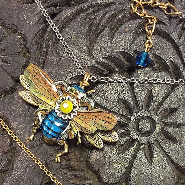 Bee Necklace, Bee Jewelry, Honey Bee Necklace, Bumble Bee, Bee Jewelry, Bee Keeper Gift, Buzzy Bee