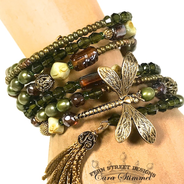 Memory Wire Bracelet, Dragonfly Bracelet,  Vintage Glass Bead, Boho Style Beaded Bracelet, Beaded multi Row Bracelet, Free Shipping USA