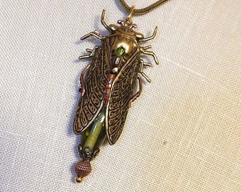 Cicada Pendant Necklace on Foxtail Chain,