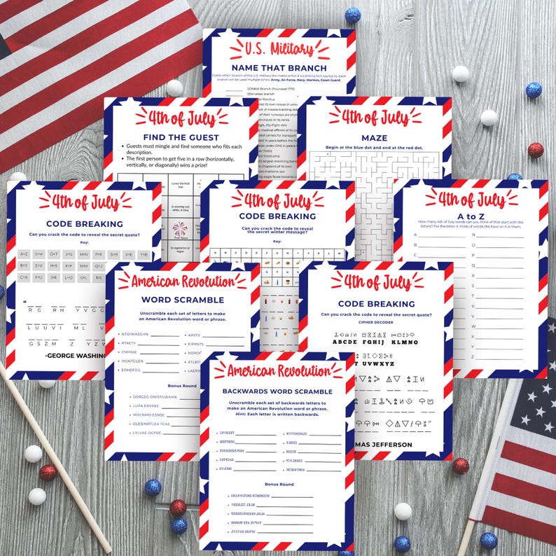 Puede incluir: Un conjunto de tarjetas de juego patri&oacute;ticas con el tema del 4 de julio y la Revoluci&oacute;n Americana. Las tarjetas presentan dise&ntilde;os rojos, blancos y azules con varios rompecabezas, laberintos y desaf&iacute;os de descifrado de c&oacute;digos. El texto incluye "U.S. Military", "Find the Guest" y "American Revolution".