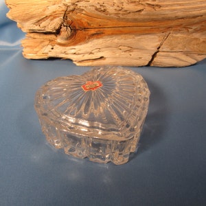Lead Crystal Heart Shaped Trinket Dish, Czechoslovakia Crystal Heart Shaped Crystal Box, 1950s Crystal Ring Box, Valentine&#39;s Day Gift
