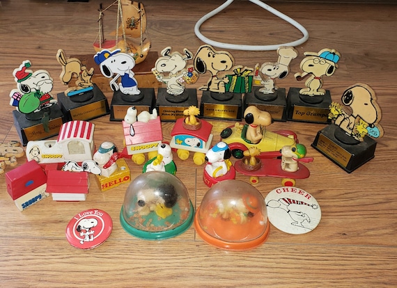 SNOOPY　スヌーピー　TROPHY トロフィー　40周年　1990年 SNOOPY TROPHY VINTAGE, Peanuts Gang Handcrafted by Aviva in