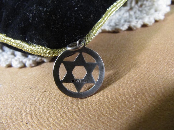 STAR OF DAVID, Sterling Silver Small Star of Pend… - image 4