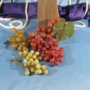 Vintage Fake Fruits, Artificial Fruit, Faux Grapes, Farmhouse Kitchen Decor, Decorative Fruits, Vintage Fruit Arrangement, Faux Fake Fruits