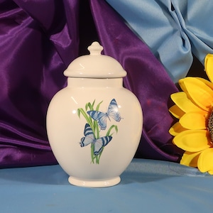 Ginger Jar by FTD THAILAND, Vintage Ginger Pot Rice Bar,Chinese Ginger Jar, White with Butterfly Pottery, Chinoiserie Decor, Antique