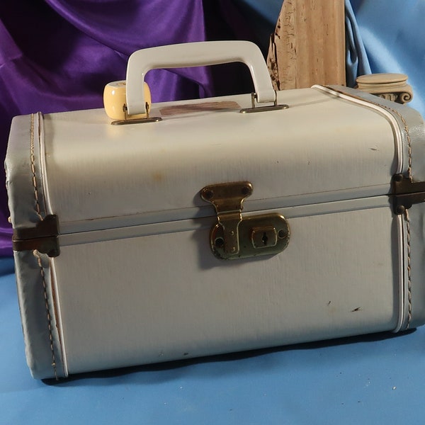 Antique Utility Suitcase, Retro Cosmetic Bag, Vintage Suitcase, Vintage Train Case, Old Cosmetic Bag, 70s Train Case, Antique Travel Case