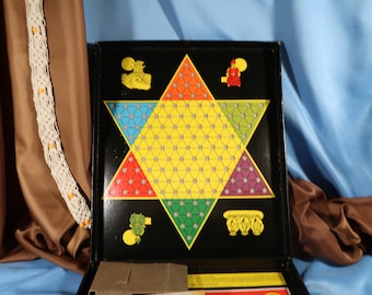 Vintage BUILT RITE TOYS  Board Game,4 way checker board Backgammon checkers, chinese checkers cheks,all in one four games in one box,antique