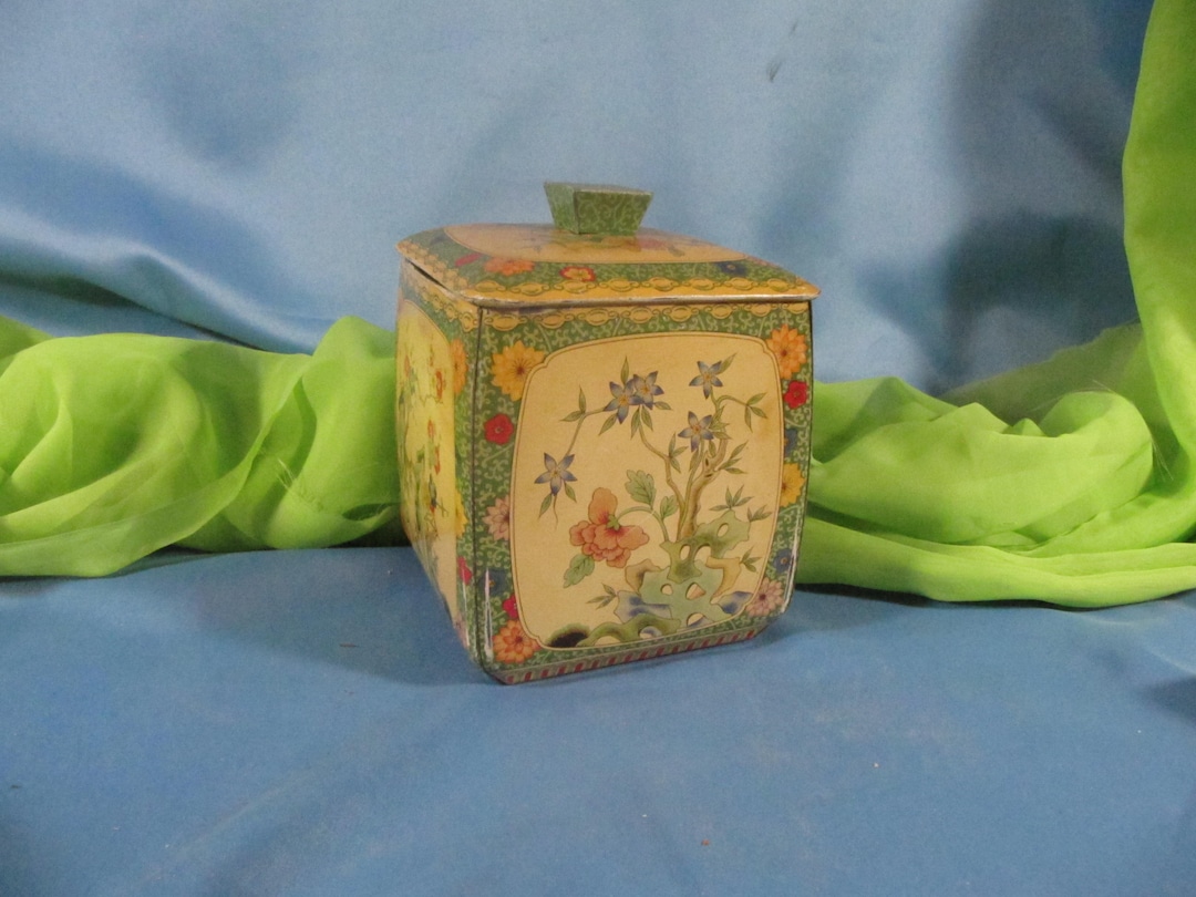 Antique Tin Box, the Metal Box Company Mansfield England Vintage Decorative Box, Retro Tin Box
