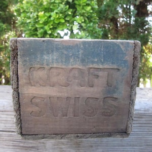 Antique Cheese Box, Wood Kraft Box, Vintage Wood Box, Farmhouse Decor, Old Wood Box, Kraft Swiss Box, American Cheese Box, Cheese Keepsake