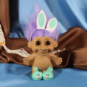 EASTER TROLL DOLL, Authentic Russ Troll with Purple Hair 6 inches tall, Russ Doll vintage Troll in Easter Bunny Ears Bunny Slippers