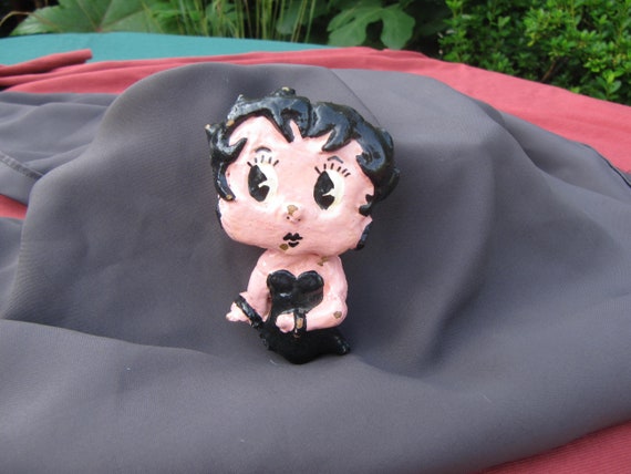 BETTY BOOP VINTAGE Brooch,Paper Mache Betty Boop signed Brooch 1970 Vintage Betty Boop Stephan Magidow Hallmarked Brooch Pin of betty Boop