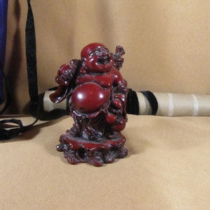 ANTIQUE LAUGHING BUDDHA, made of Resin, Laughing Buddha with vagabond sack,Buddha of Resin,4 inches tall,Sacred Buddha,Stout laughing Buddha