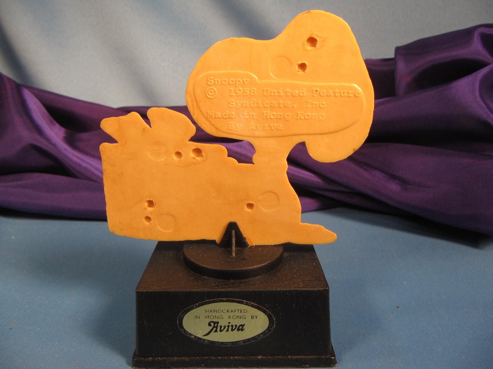 SNOOPY TROPHY VINTAGE, Peanuts Gang Handcrafted by Aviva in Hong