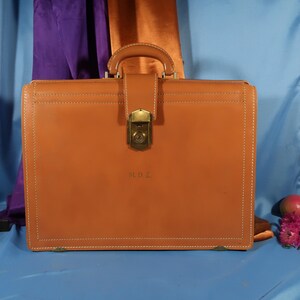 VINTAGE LEATHER BRIEFCASE, Leather Briefcase,late 1950s to 1960s Leather Mens Briefcase, Antique all Leather Briefcase,Attache case retro