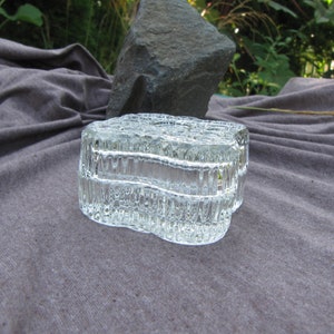 LEAD CRYSTAL 4 SIDED Trinket Box, Romania Crystal box with Lid,1950s small crystal ring box,Crystal box with unusual curves, Curved Romanian
