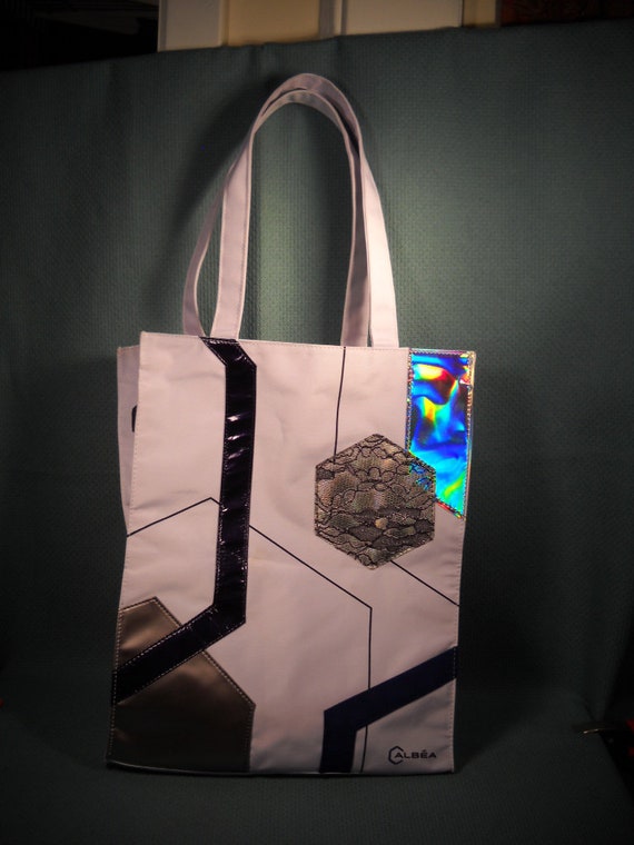 TOTE BAG, AVANT Garde Tote Bag, Carry On Bag, Carr