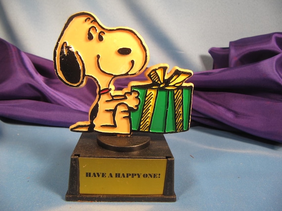 Aviva スヌーピー ヴィンテージトロフィー 5個セット SNOOPY TROPHY VINTAGE, Peanuts Gang Handcrafted by Aviva in Hong