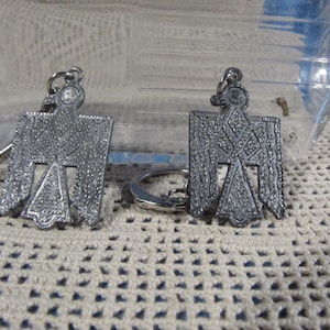 THUNDERBIRD KEYCHAIN,Old fashioned Key Pewter Thunderbird Key Holder, Thunderbird Keychain ring holder Vintage KeyChain