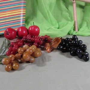 Vintage Fake Fruits, Artificial Fruit, Faux Grapes, Farmhouse Kitchen Decor, Decorative Fruits, Vintage Fruit Arrangement, Faux Fake Fruits