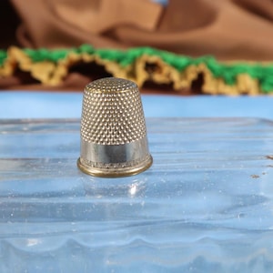 ANTIQUE GERMAN THIMBLE thimble  Vintage finger thimble,sewing thimble antique made in Germany antique brass thimble, size 6 thimble
