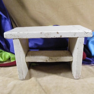 ANTIQUE STEPLADDER STEPSTOOL, Rustic Small Primitive Step ladder step stool made of wood, Old stepladder step stool farm antique style step