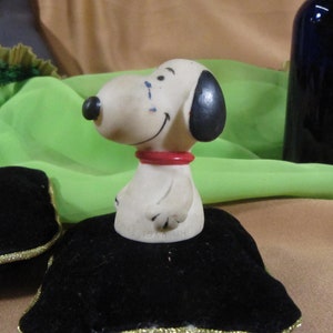 Snoopy Vintage Finger puppet rubber, Peanuts Finger Puppet, Snoopy Figurine, Vintage Snoopy, Charlie Brown, Collectible Snoopy, Peanuts Gang