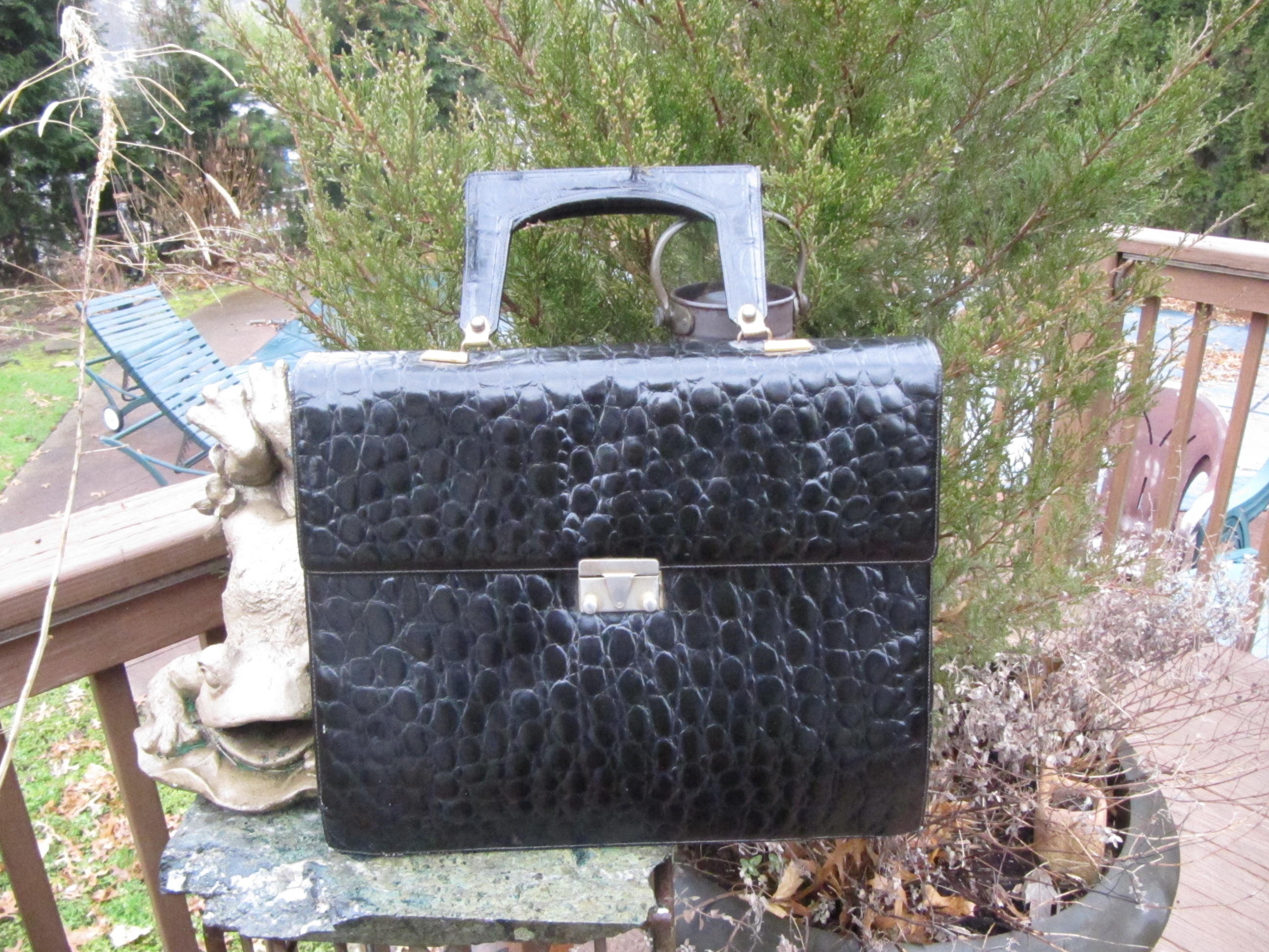 Vintage NAS Bag Purse Alentino Faux Frog Skin Alligator | Etsy | Purses and  bags, Bags, Black tassels