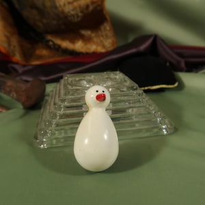 GLASS PENGUIN, Vintage, 3 inches tall, Vintage Collectible Glass Penguin, Miniature Penguin of Glass, 3 inch tall glass penguin, Penguin