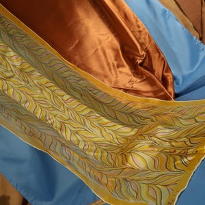 VERA NEUMANN Scarf, silk vinal Original Vera Neuman Scarf Gold Leaf Abstract 1970 Vera Original Scarf, Ladies Vintage Scarf, Japan Vera