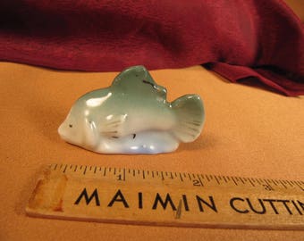 Minke Whale Fish Figurine Animal Miniature Ceramic CQM034 