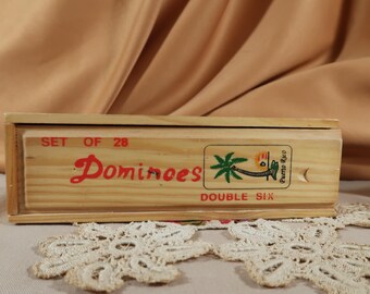 Set di domino vintage, scatola di legno per gioco del domino, domino in legno retrò, gioco vintage, vecchio gioco da tavolo per famiglie, regalo di compleanno, set di domino in legno per bambini