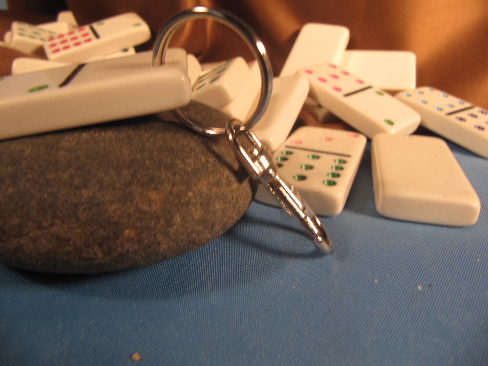 KEYCHAIN With VINTAGE DOMINO Tile , Domino Tile Keychain, Keychain ...