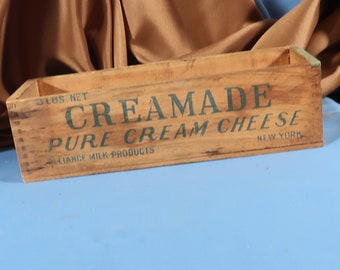 ANTIQUE WOOD BOX,Creamade Brand Cream Cheese Crate,Dairy Industry Historical Memorbila Antique Wood Box for Cream Cheese,Reliance Milk Produ