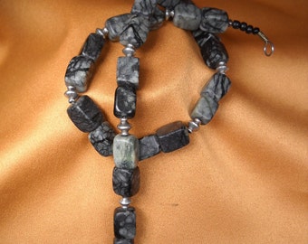 PIEDRA collar hecho a mano, uno de un collar hecho a mano tipo de bosque jaspe, cubo en forma de granos de bosque jaspe collar de estrella de Rock como