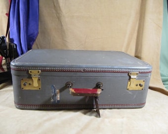 Vintage Suitcase, Retro Suitcase, Small Suitcase, Antique Luggage, Travel Suitcase, Old Luggage, Vintage Storage, Upcycled Suitcase