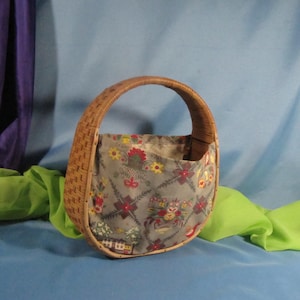 Antique Picnic Basket, Vintage Wicker Basket, Old Camping Basket, Retro Basket With Handles, Antique Storage Basket, Vintage Woven Basket