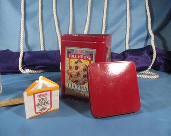 1994 TOLL HOUSE COOKIE Tin, Made in America vintage tin box, retro Nestle Toll House Original Recipe Cookies with paper cookie recipe