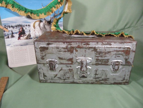 Utility chest 2024 tool box