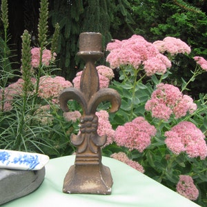 FLEUR de LIS CANDLE Holder made of Cast Iron, Fluer de lis 7 and half inch statue made of Iron, Home accent fleur de lis al, French Fleur de