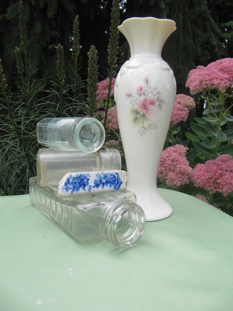 Belleek Fine china rose vase,Belleek Donegal Vase original box,8 inch Parian Belleek Vase DONEGAL BELLEEK MYSTICAL Rose Small 8 inch vase